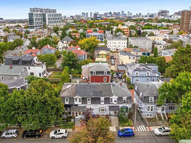 42 Oak St, Somerville, MA 02143
