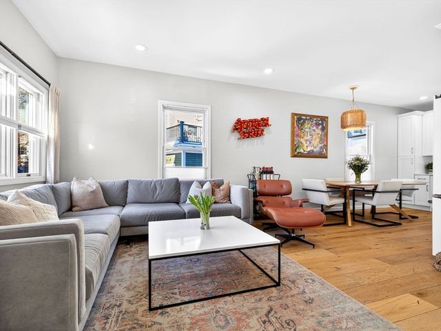 42 Oak St, Somerville, MA 02143