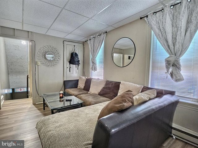 1550 PERKIOMEN AVE, Reading, PA 19602