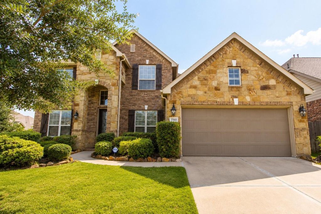 7703 Reflection View Lane, Richmond, TX 77407