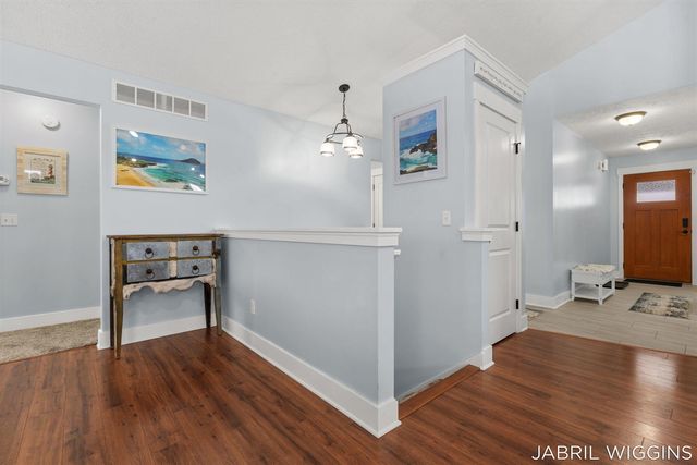 7520 Hometown Court 10, Caledonia, MI 49316