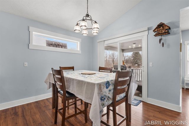 7520 Hometown Court 10, Caledonia, MI 49316