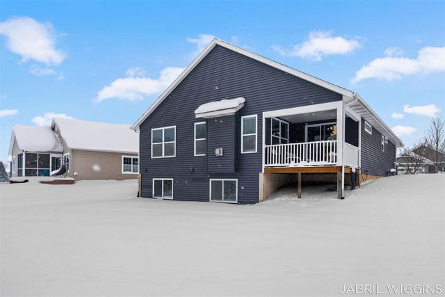 7520 Hometown Court 10, Caledonia, MI 49316