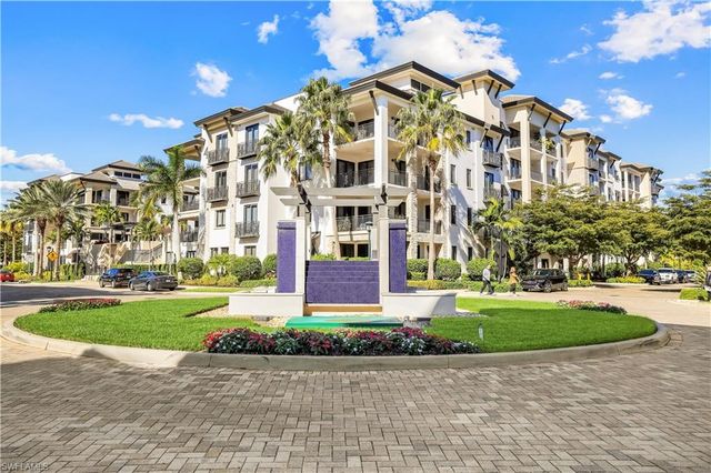 1035 3rd AVE S 215, Naples, FL 34102