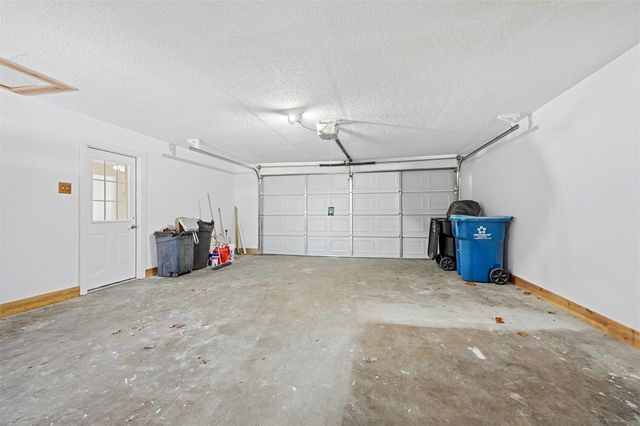 2611 Easy Street, Denison, TX 75020