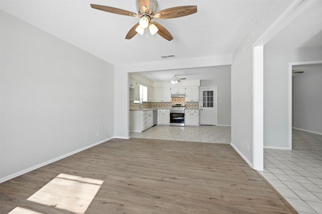 2611 Easy Street, Denison, TX 75020