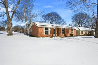 2611 Easy Street, Denison, TX 75020