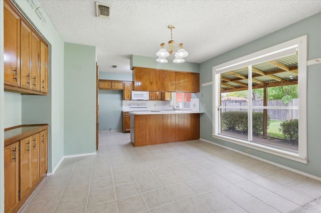3311 Steeplewood Trail, Arlington, TX 76016