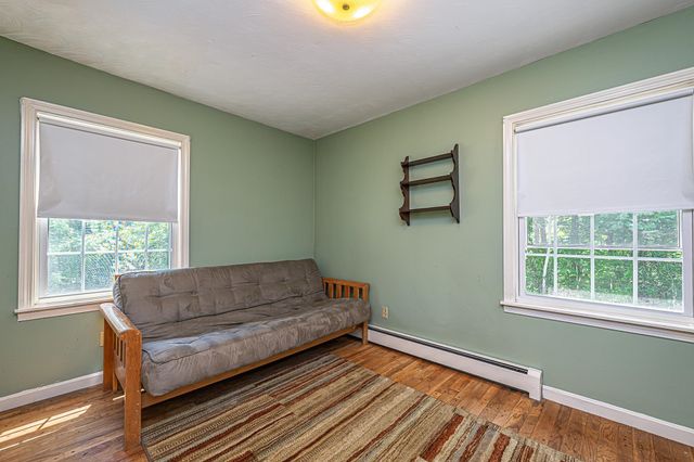7 Squamscott Road, Stratham, NH 03885