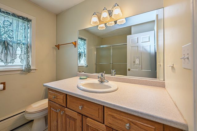 7 Squamscott Road, Stratham, NH 03885