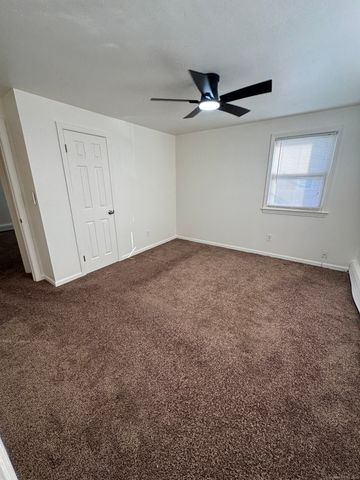 37 Elizabeth Ann Drive, New Haven, CT 06512