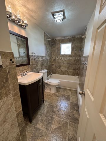 37 Elizabeth Ann Drive, New Haven, CT 06512