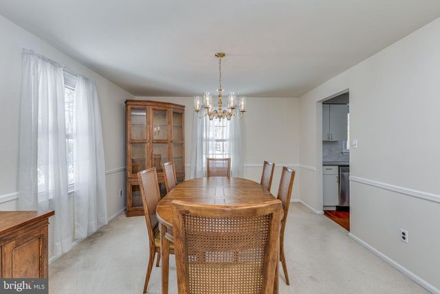 28 HARROWGATE DR, Cherry Hill, NJ 08003