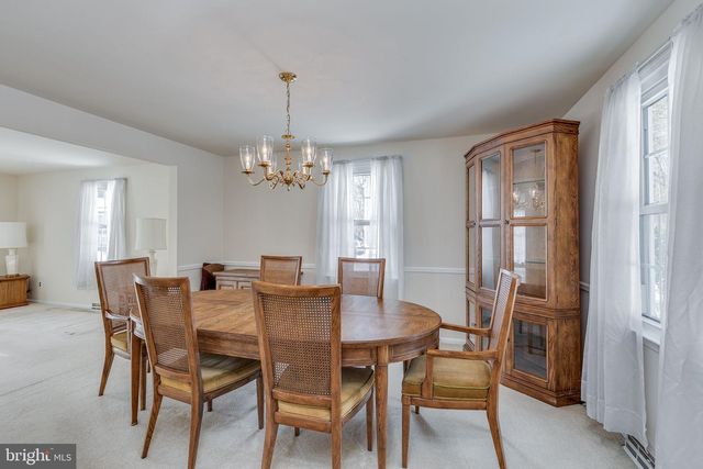 28 HARROWGATE DR, Cherry Hill, NJ 08003