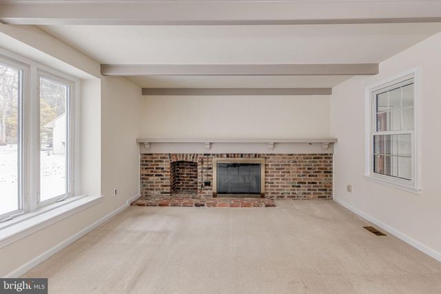 28 HARROWGATE DR, Cherry Hill, NJ 08003