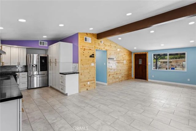 3250 Apple Avenue, Jurupa Valley, CA 92509