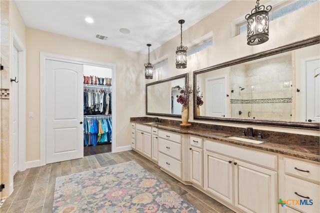 316 Leaping Holly Street, San Marcos, TX 78666