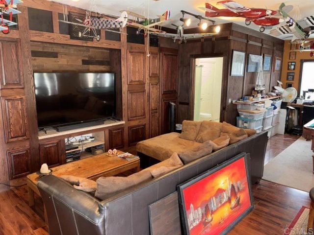 2399 Paige Circle, Fallbrook, CA 92028