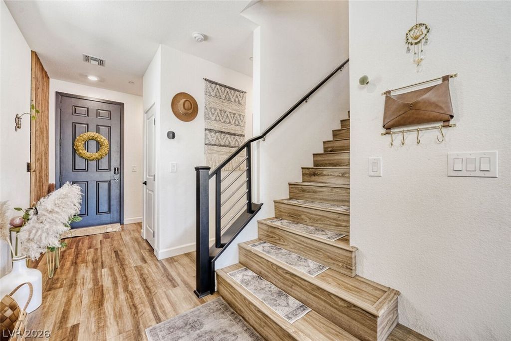 8467 Vulturo Avenue, Las Vegas, NV 89149 — photo 5