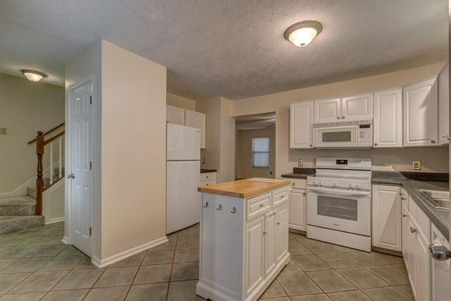 285 Rosemont Garden T, Lexington, KY 40503