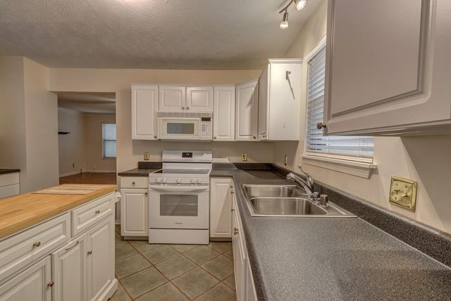 285 Rosemont Garden T, Lexington, KY 40503