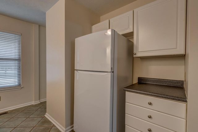 285 Rosemont Garden T, Lexington, KY 40503