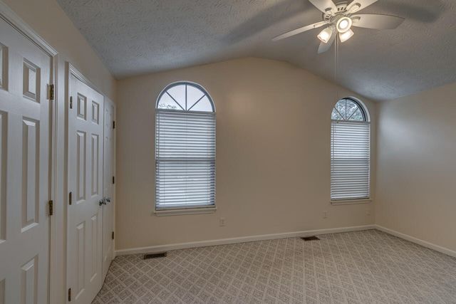 285 Rosemont Garden T, Lexington, KY 40503