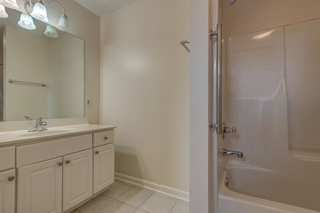 285 Rosemont Garden T, Lexington, KY 40503