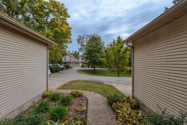 285 Rosemont Garden T, Lexington, KY 40503