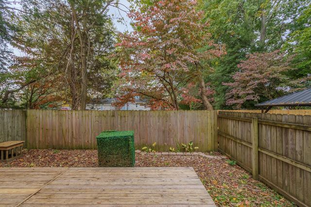 285 Rosemont Garden T, Lexington, KY 40503