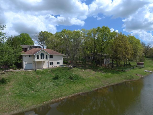 1913 Wayside Lane, Ava, MO 65608