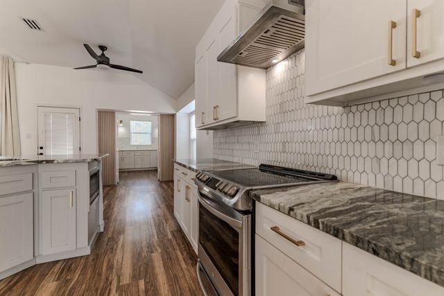 609 Bristlecone Drive, Arlington, TX 76018