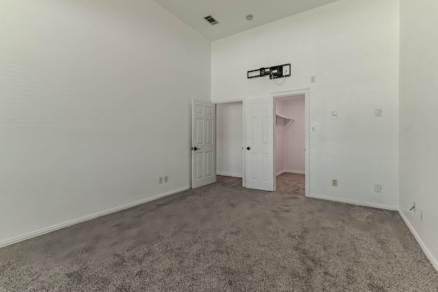 609 Bristlecone Drive, Arlington, TX 76018