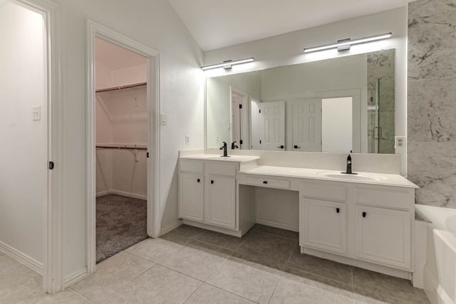 609 Bristlecone Drive, Arlington, TX 76018