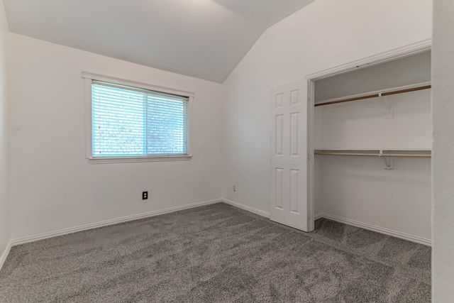 609 Bristlecone Drive, Arlington, TX 76018