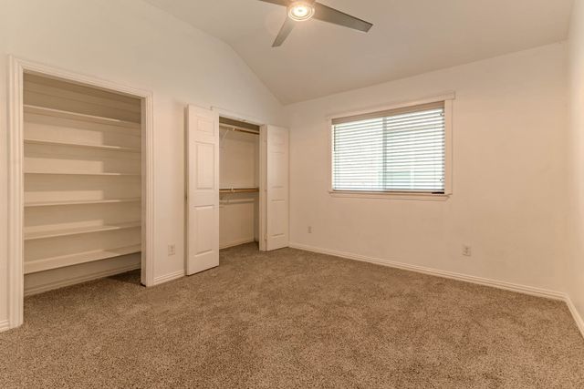 609 Bristlecone Drive, Arlington, TX 76018