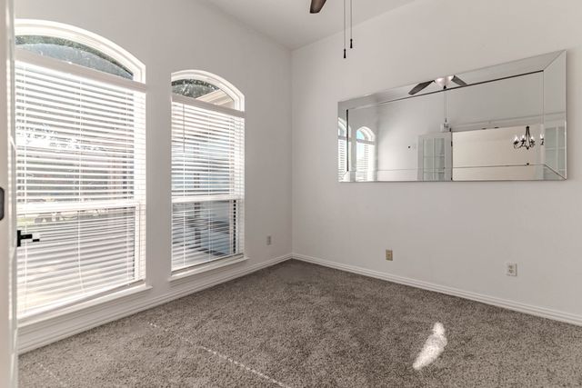 609 Bristlecone Drive, Arlington, TX 76018