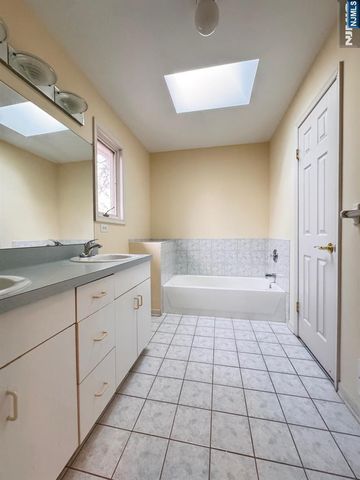 48 Clarken Drive 243, West Orange, NJ 07052