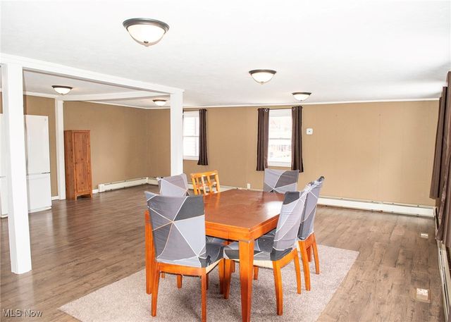 1549 Ridge Road NE, New Philadelphia, OH 44663