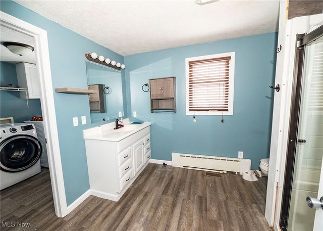 1549 Ridge Road NE, New Philadelphia, OH 44663