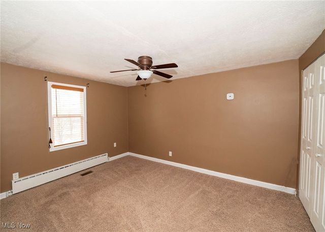 1549 Ridge Road NE, New Philadelphia, OH 44663