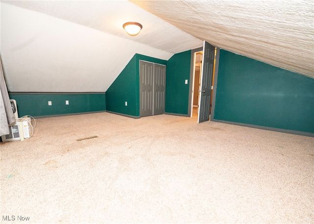 1549 Ridge Road NE, New Philadelphia, OH 44663