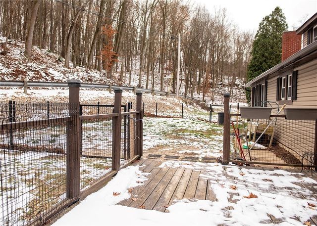 1549 Ridge Road NE, New Philadelphia, OH 44663