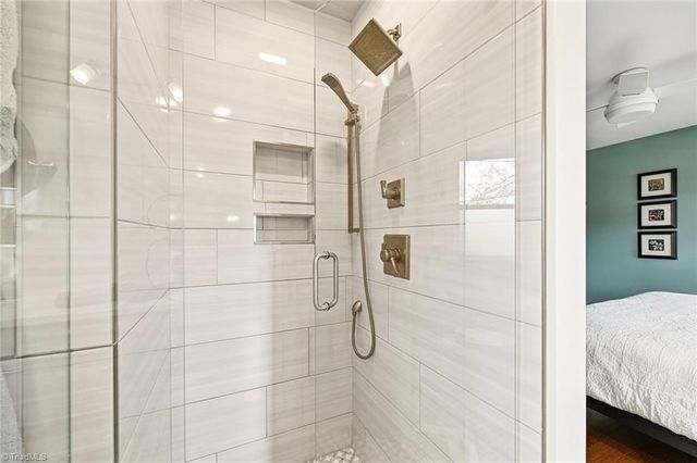 2442 Greenwich Road, Winston-salem, NC 27104