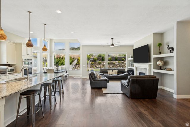 524 E ROCKWELL VIS, Draper, UT 84020