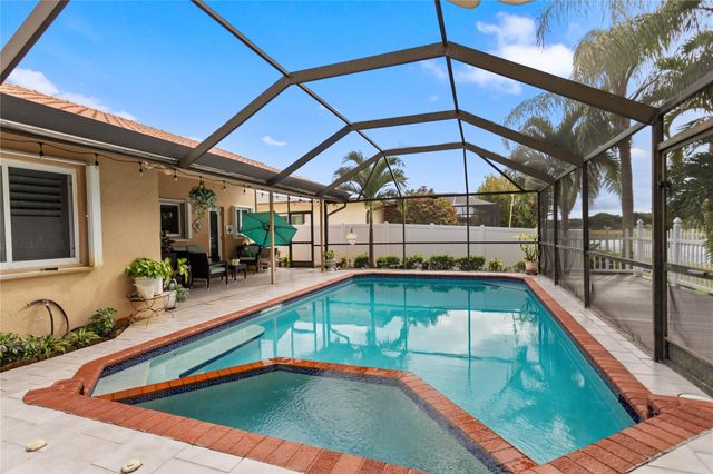 5207 SW 120th Avenue, Cooper City, FL 33330