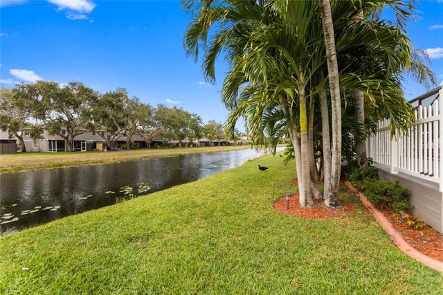 5207 SW 120th Avenue, Cooper City, FL 33330