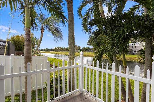 5207 SW 120th Avenue, Cooper City, FL 33330