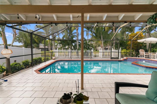 5207 SW 120th Avenue, Cooper City, FL 33330