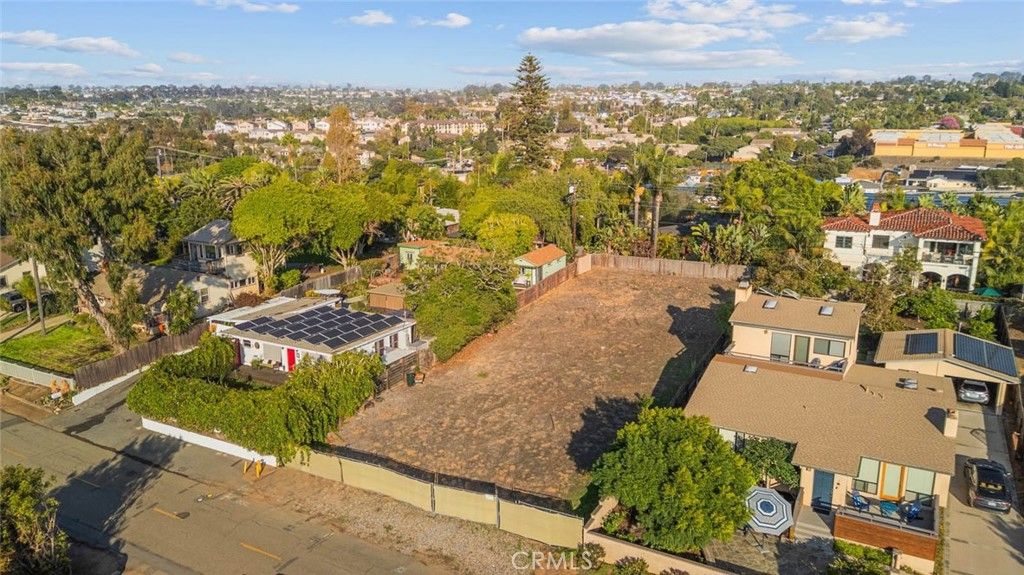 837 Stratford Drive, Encinitas, CA 92024